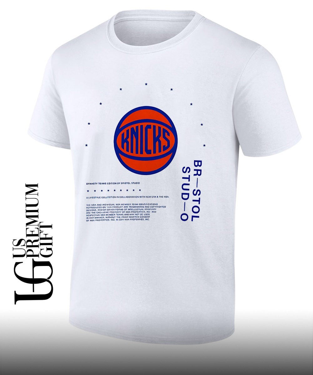 Adam Sandler wearing Knicks shirt