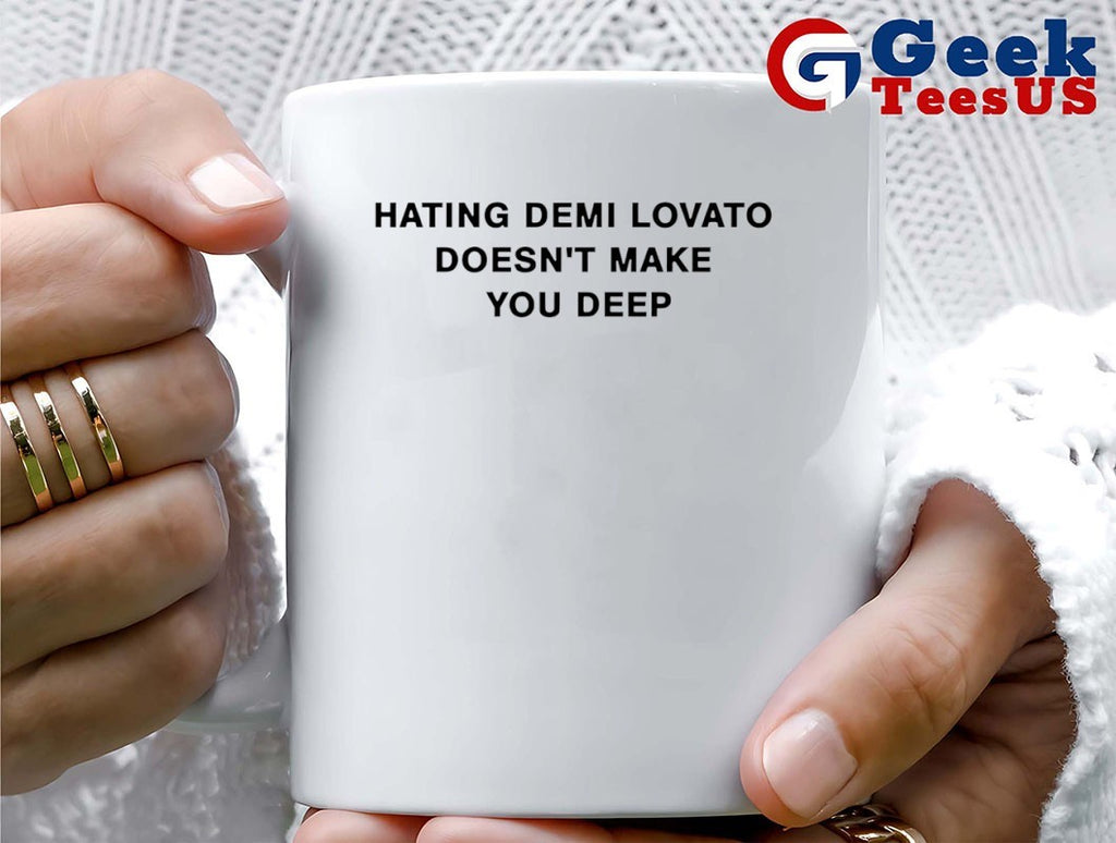 Addison Rae hating demi lovato doesn’t make you deep shirt