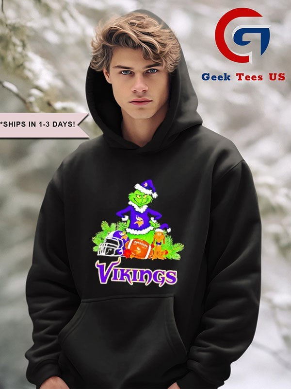 Grinch and Max Dog Minnesota Vikings Football Merry Christmas shirt