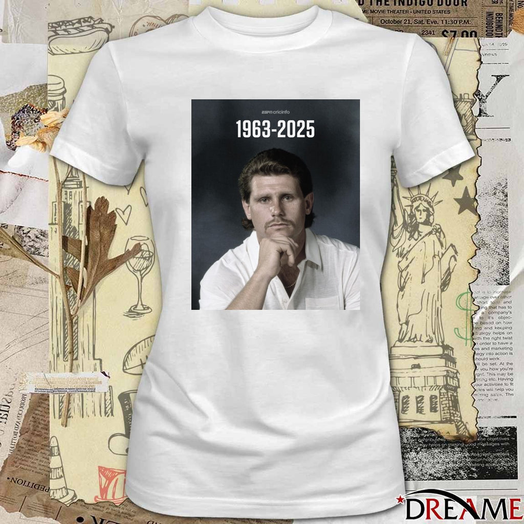 Former England batter Robin Smith has died at the age of 62 1963 – 2025 Poster t-shirt