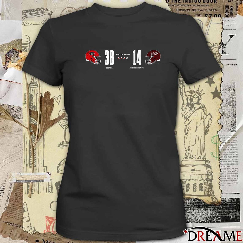 Georgia Bulldogs 38 – 14 Mississippi State Bulldogs End Of Third Saturday, November 8, 2025 t-shirt