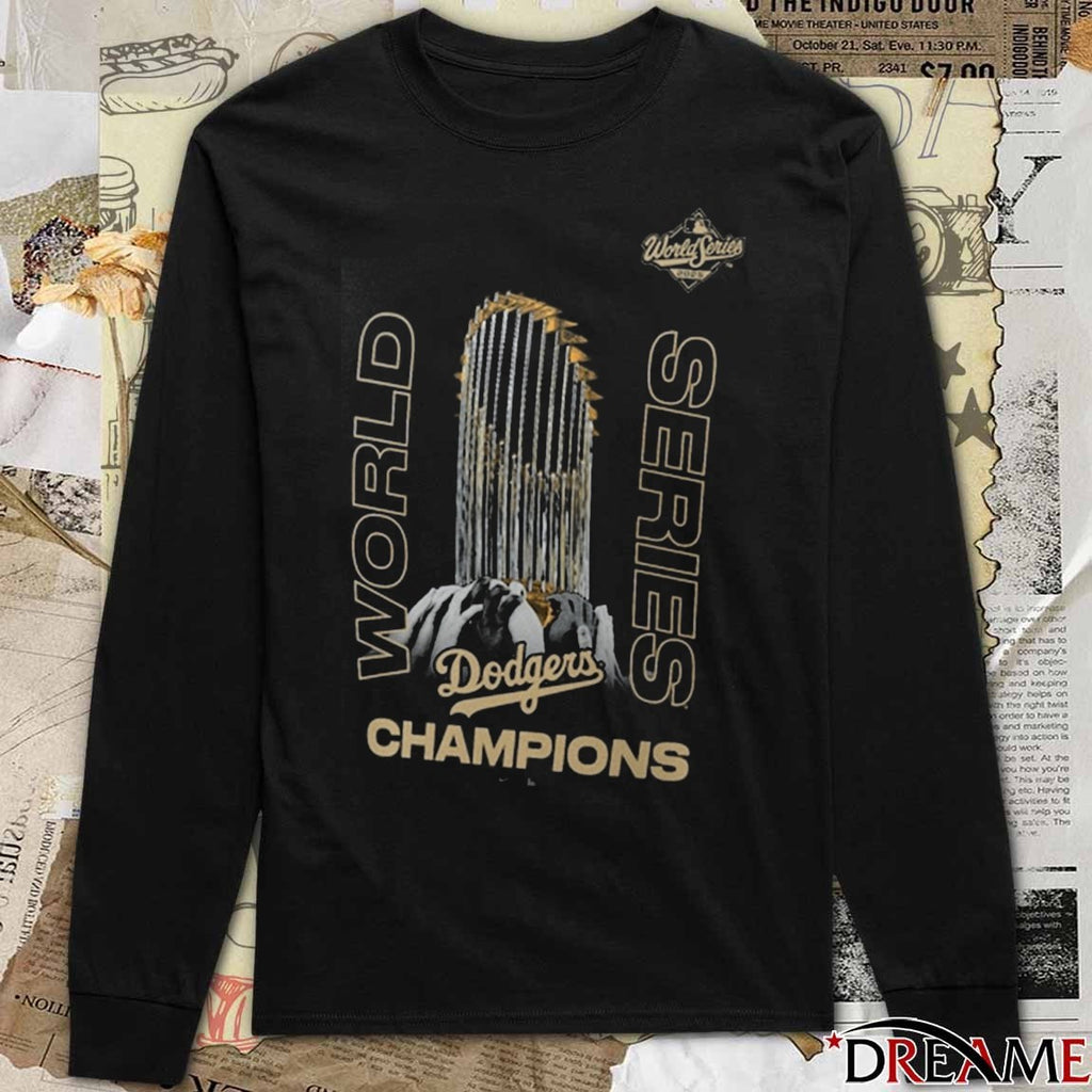 Los Angeles Dodgers Win Toronto Blue Jays 2025 MLB World Series Champions Raise The Trophy t-shirt