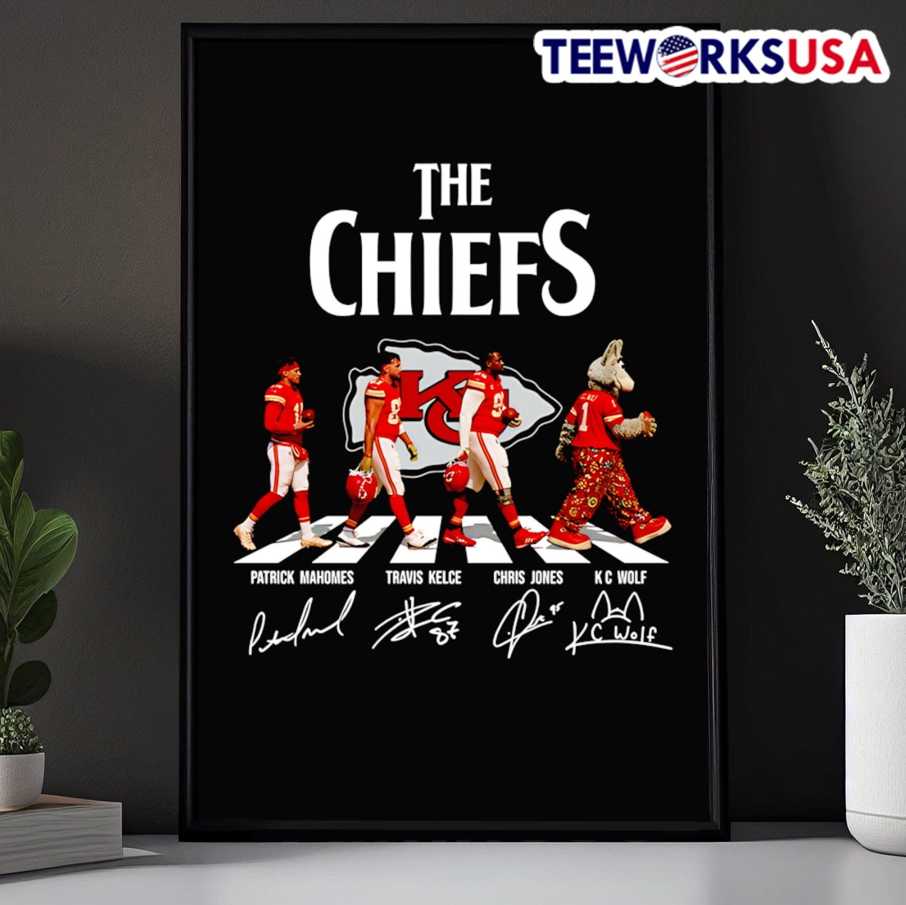 The Chiefs Patrick Mahomes Travis Kelce Chris Jones KC Wolf Shirt