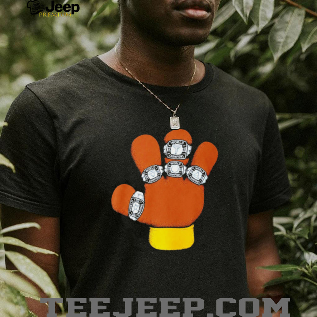 Vanessa Bryant Wearing Five Championship Rings Basketball Shirt