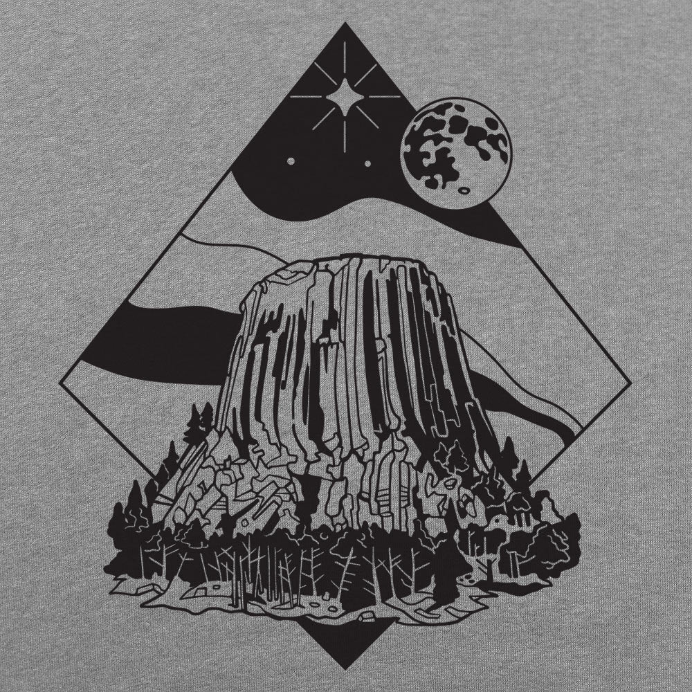Devil's Tower Retro Graphic