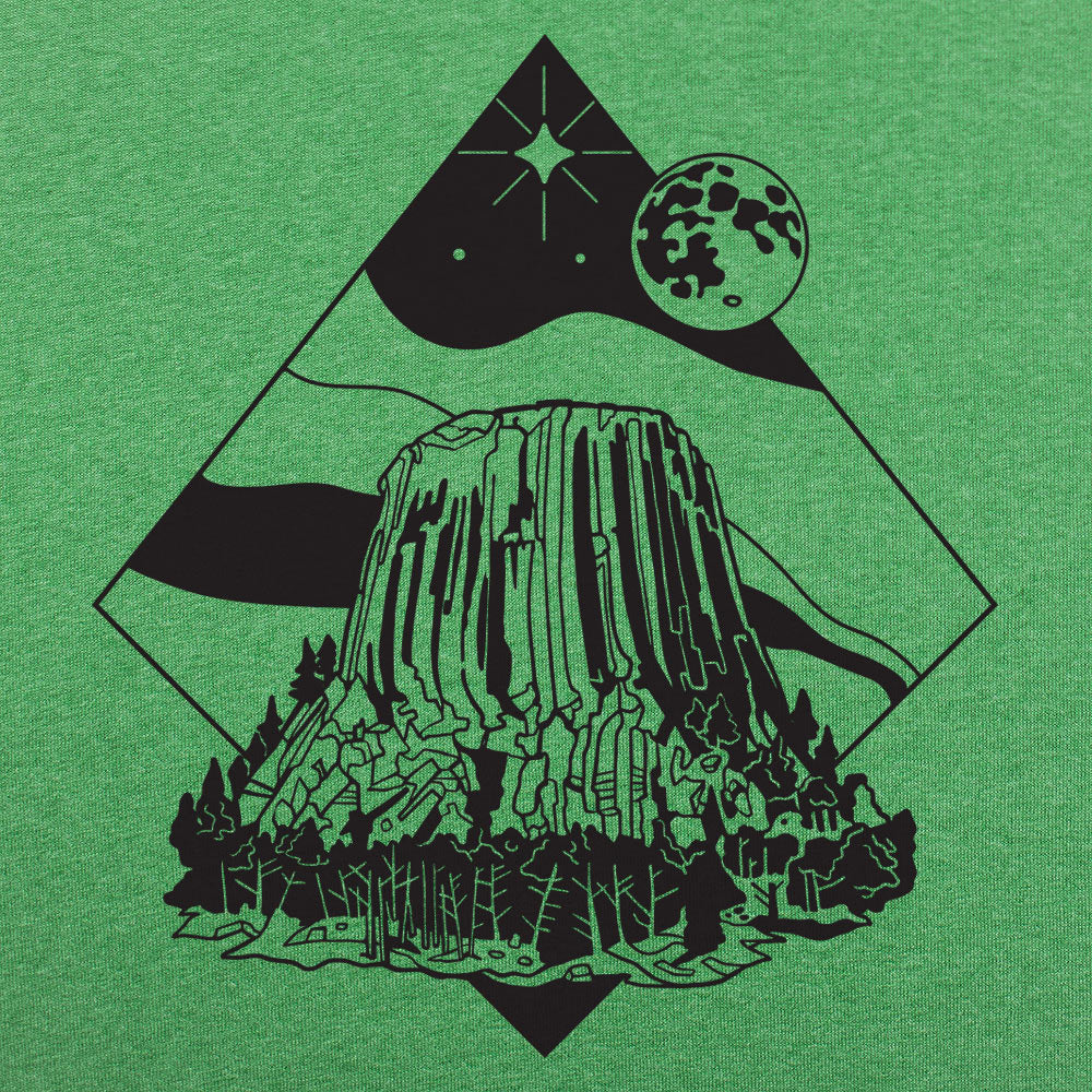 Devil's Tower Retro Graphic