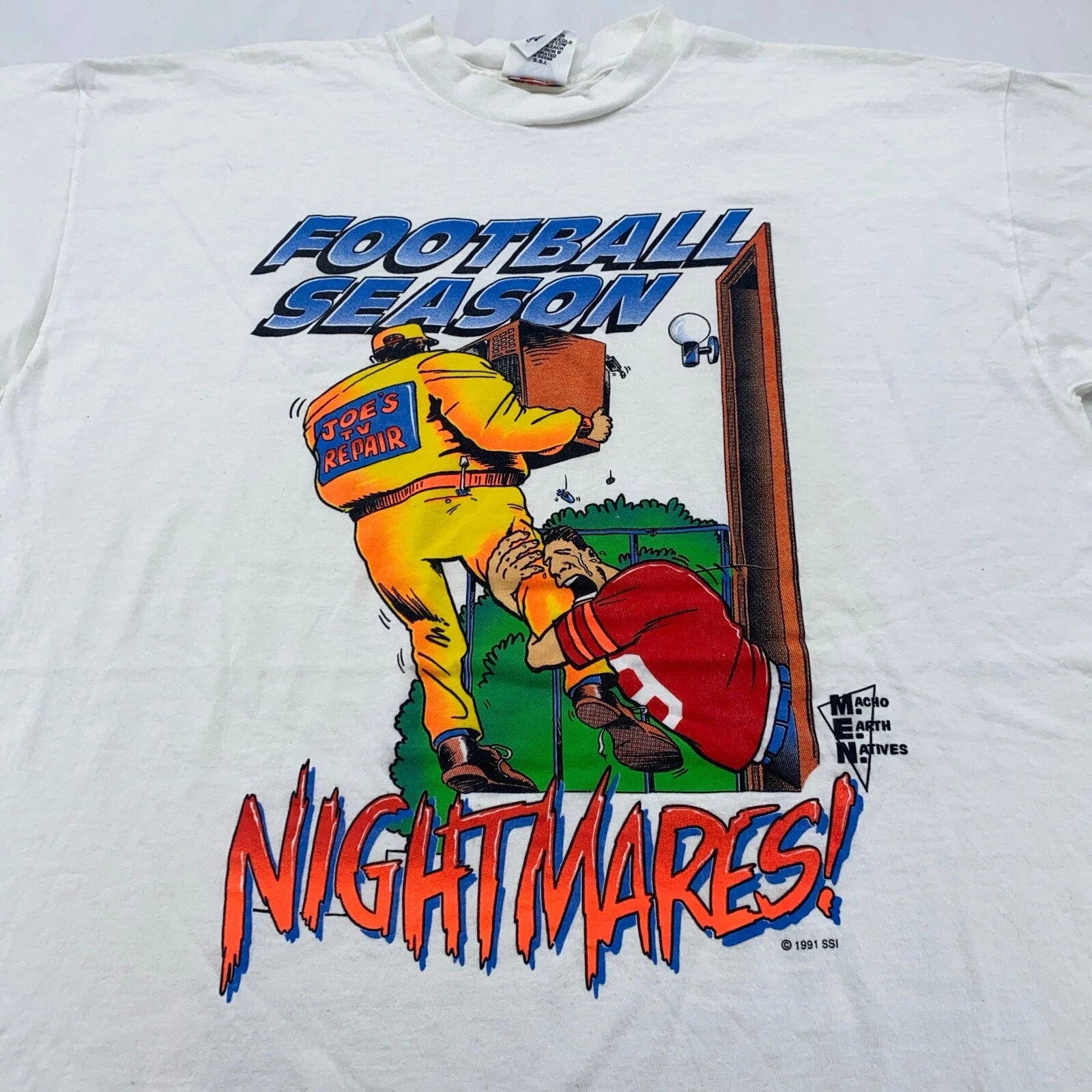 vintage 90s FOOTBALL SEASON NIGHTMARES CARTOON PARODY T-Shirt LARGE dad joke tv