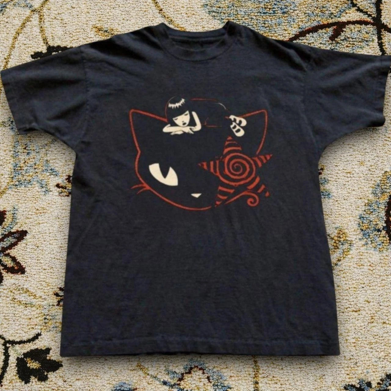 graphic tshirt -Dreamy cat & girl illustration