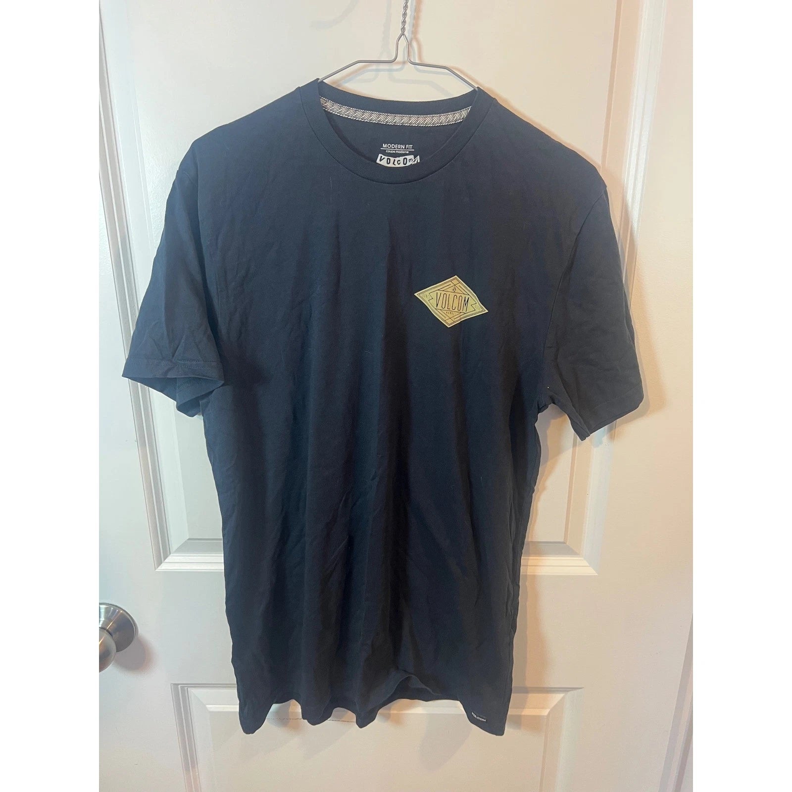 Volcom Mens T-Shirt Organic Cotton Modern Fit Black Medium