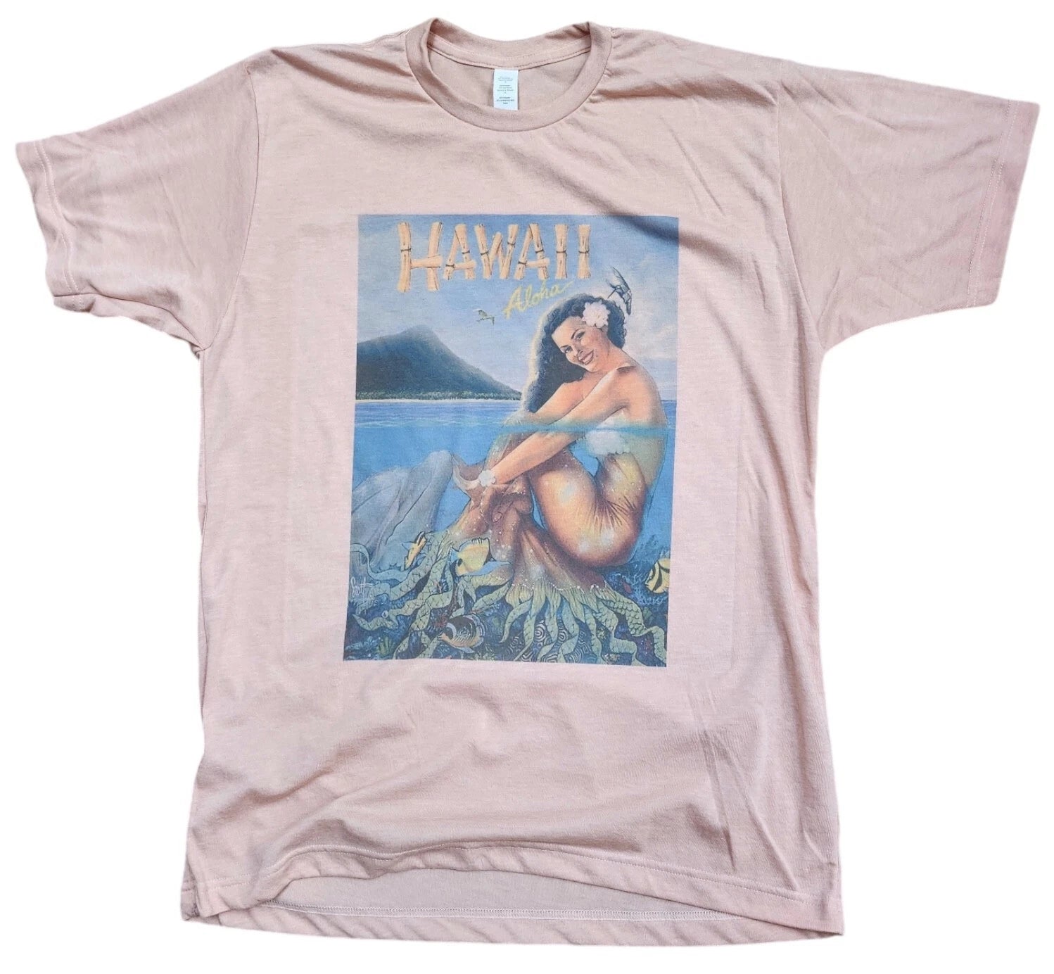 Hawaii Aloha Retro Vintage Graphic Design T-shirt Soft Style Gift Idea