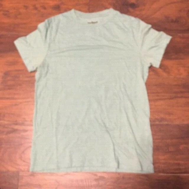 Urban Pipeline Short Sleeve Blank Solid Color Light Green Tee shirt sz Medium