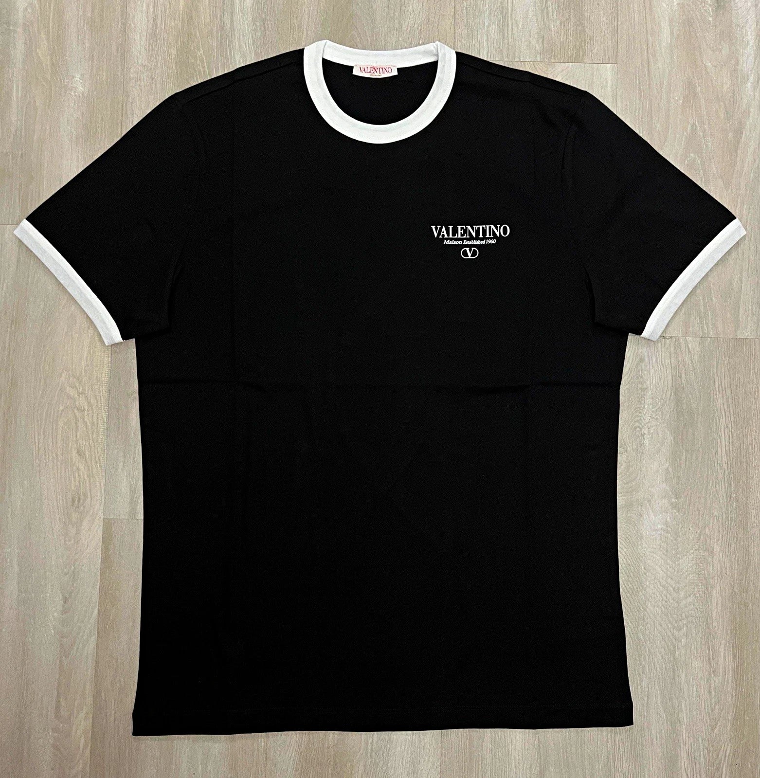 Valentino Garavani Black Ringer T-Shirt Logo Crew Neck Men’s Size Large