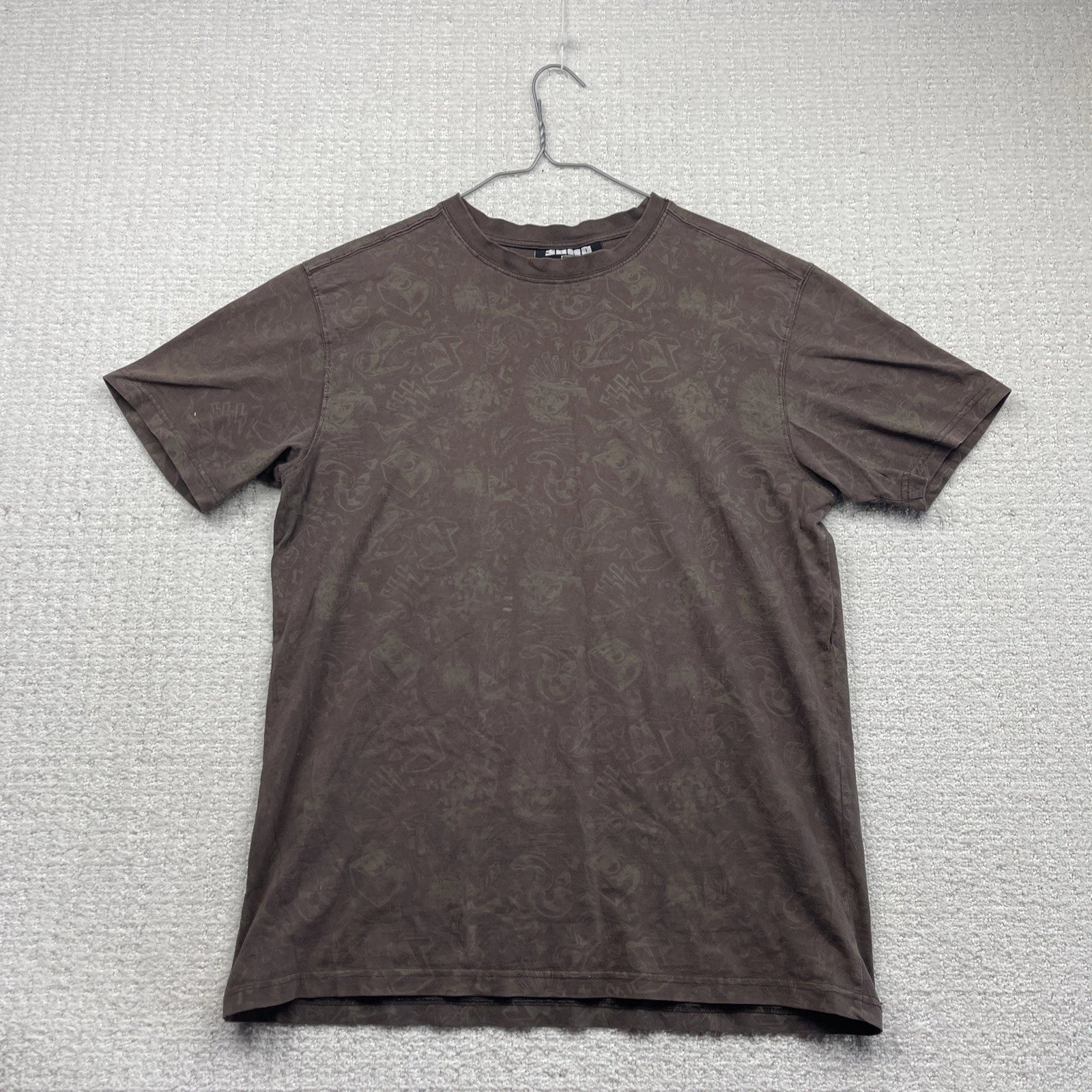 Y2K SOHO NYC T-Shirt Dark Brown Men's L Art Doodle Street Art AOP Skater 2000's