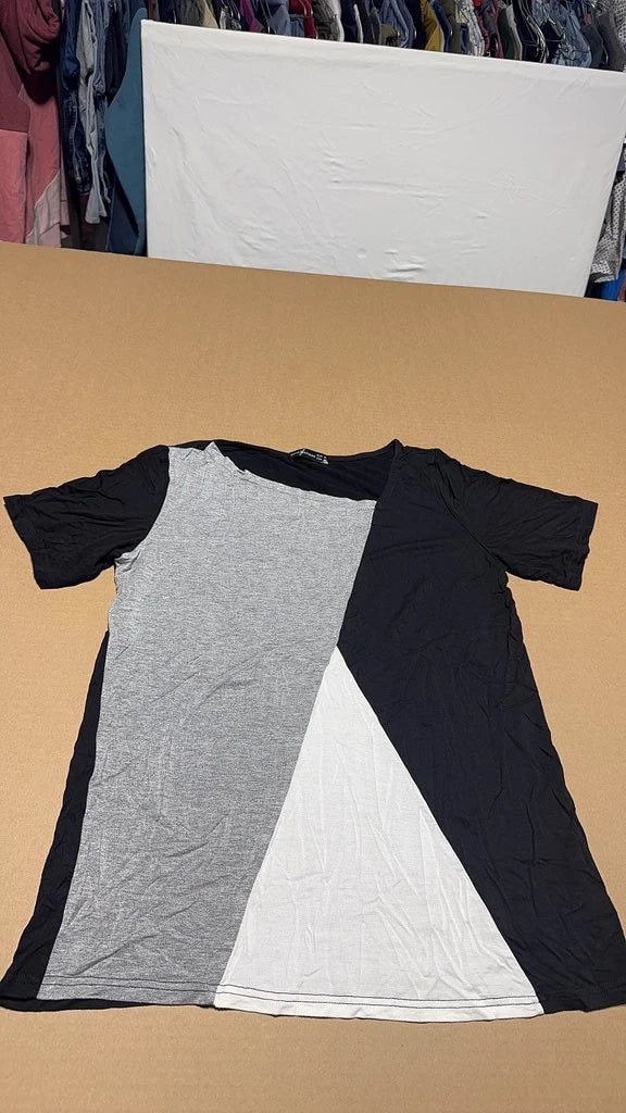 Sarin Mathews Color Block T-Shirt - Medium