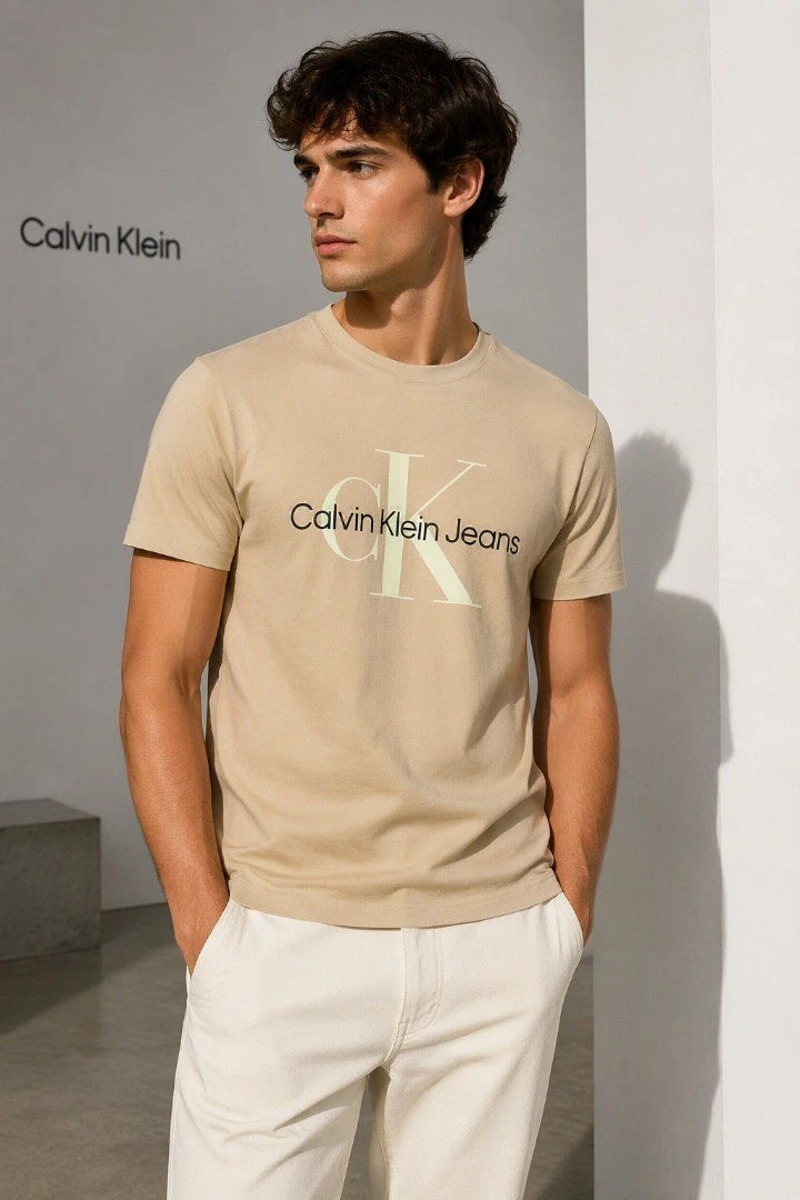 CALVIN KLEIN Men's  Seasonal MONOLOGO Crewneck T-Shirt Beige Casual BNWT