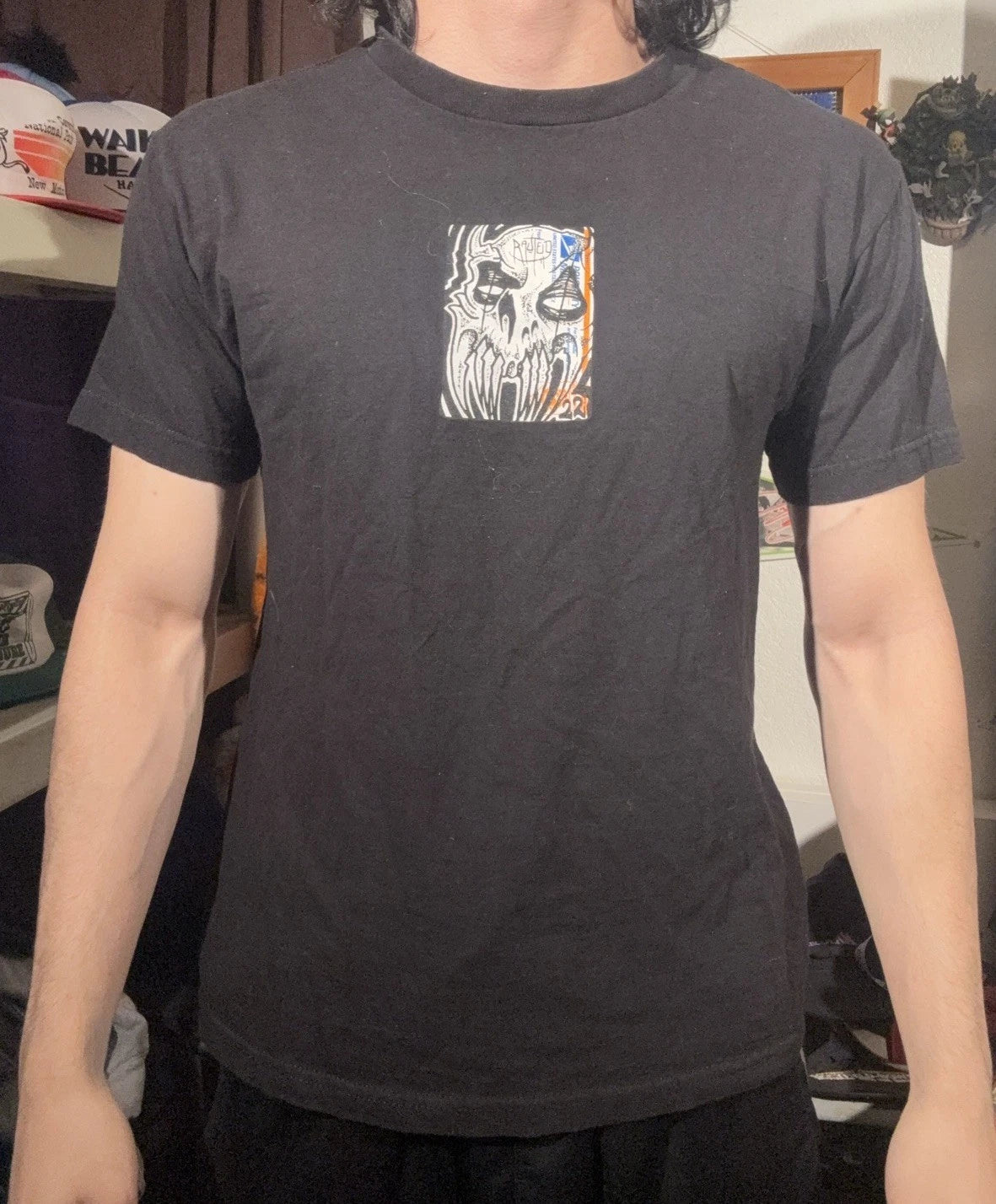 Rare Clothing Brand Rauted Skull Skeleton Face Post Office Sticker T Shirt M