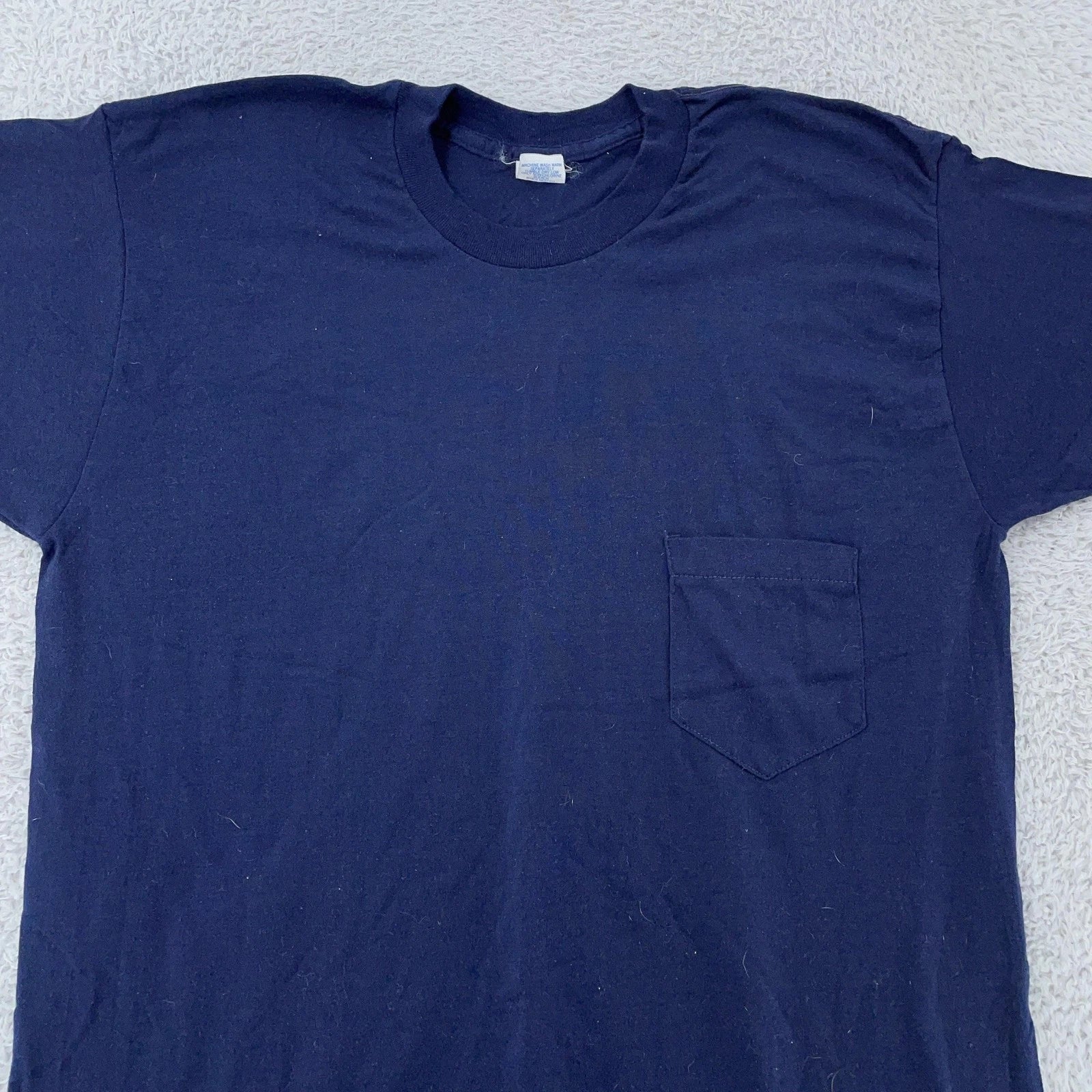 Vintage Blank Navy Blue Pocket Shirt Mens M/L 50/50 Kodel Made in USA 90s Tee