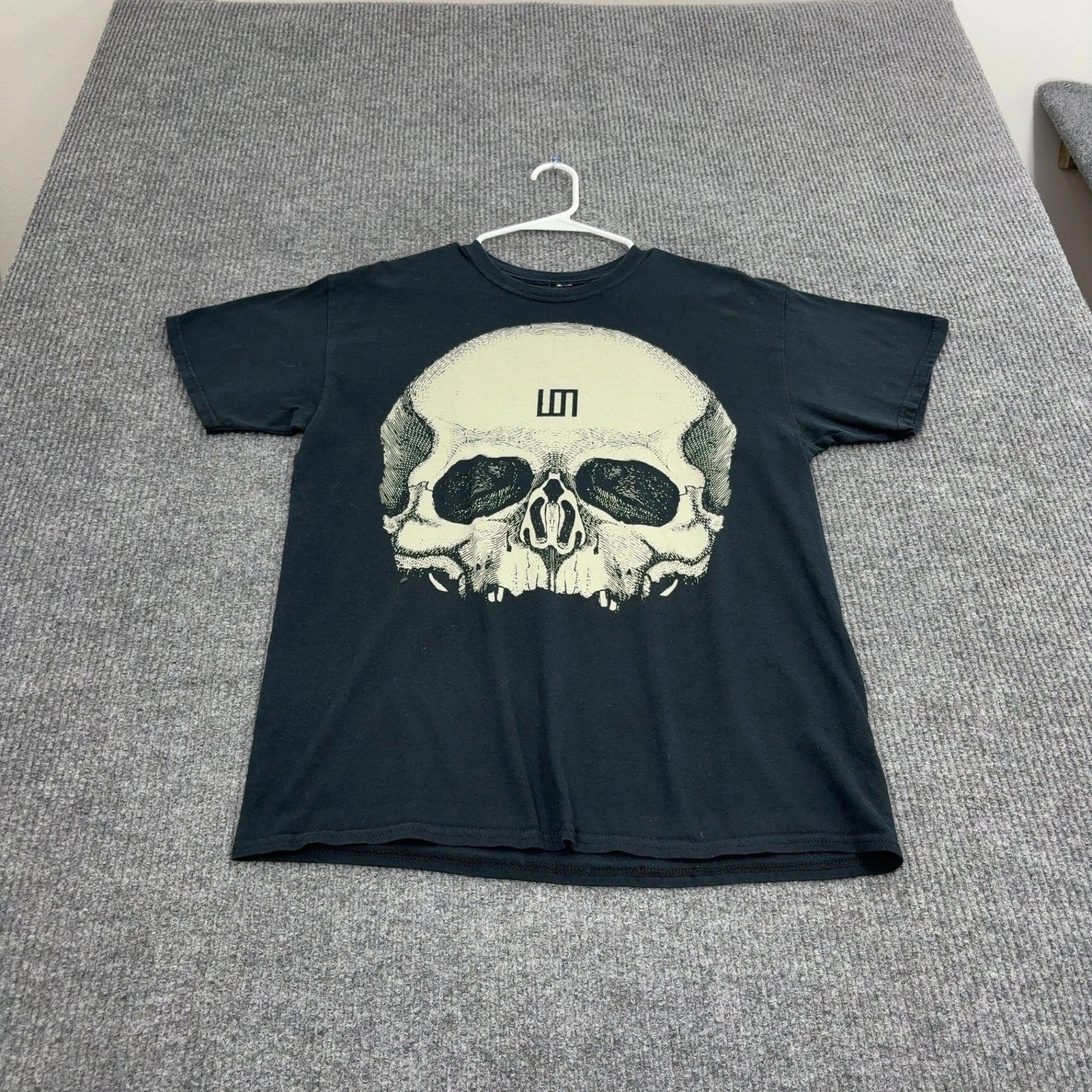 Unbranded T Shirt Mens L Black Cotton Skull Graphic Arrow Back Goth Streetwear