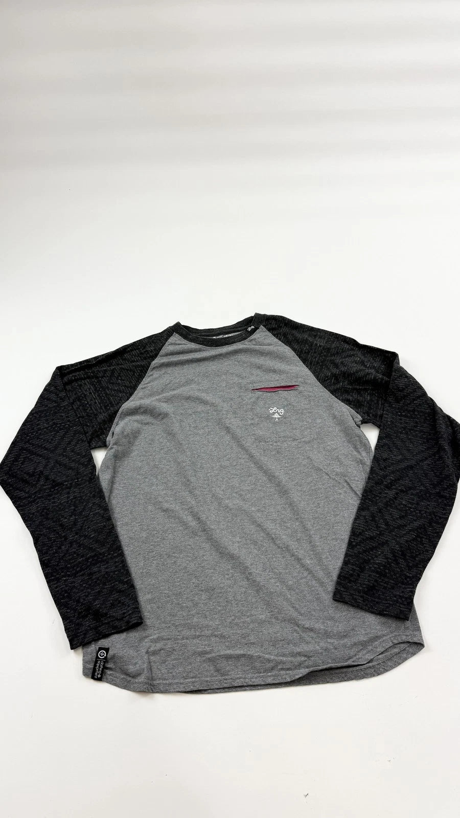 LRG Shirt Mens Medium Long Sleeve Raglan Pocket Skate Streetwear Modern