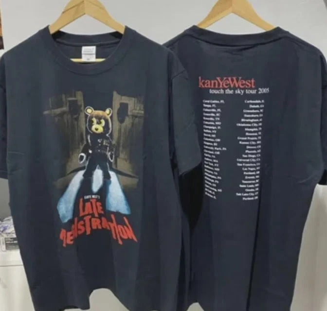 Vintage Graphic Kanye West "Touch The Sky Tour 2005" T-Shirt New Gildan Double S