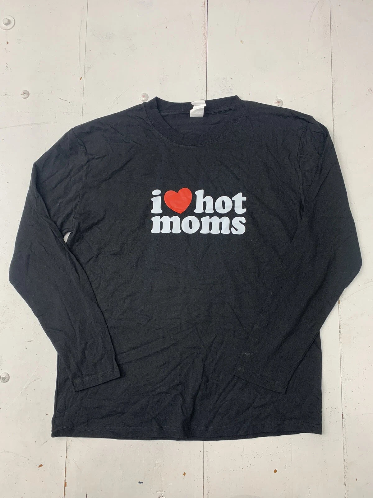 Custom Graphic I love Hot Moms Long Sleeve Shirt Black Adult Size XXL