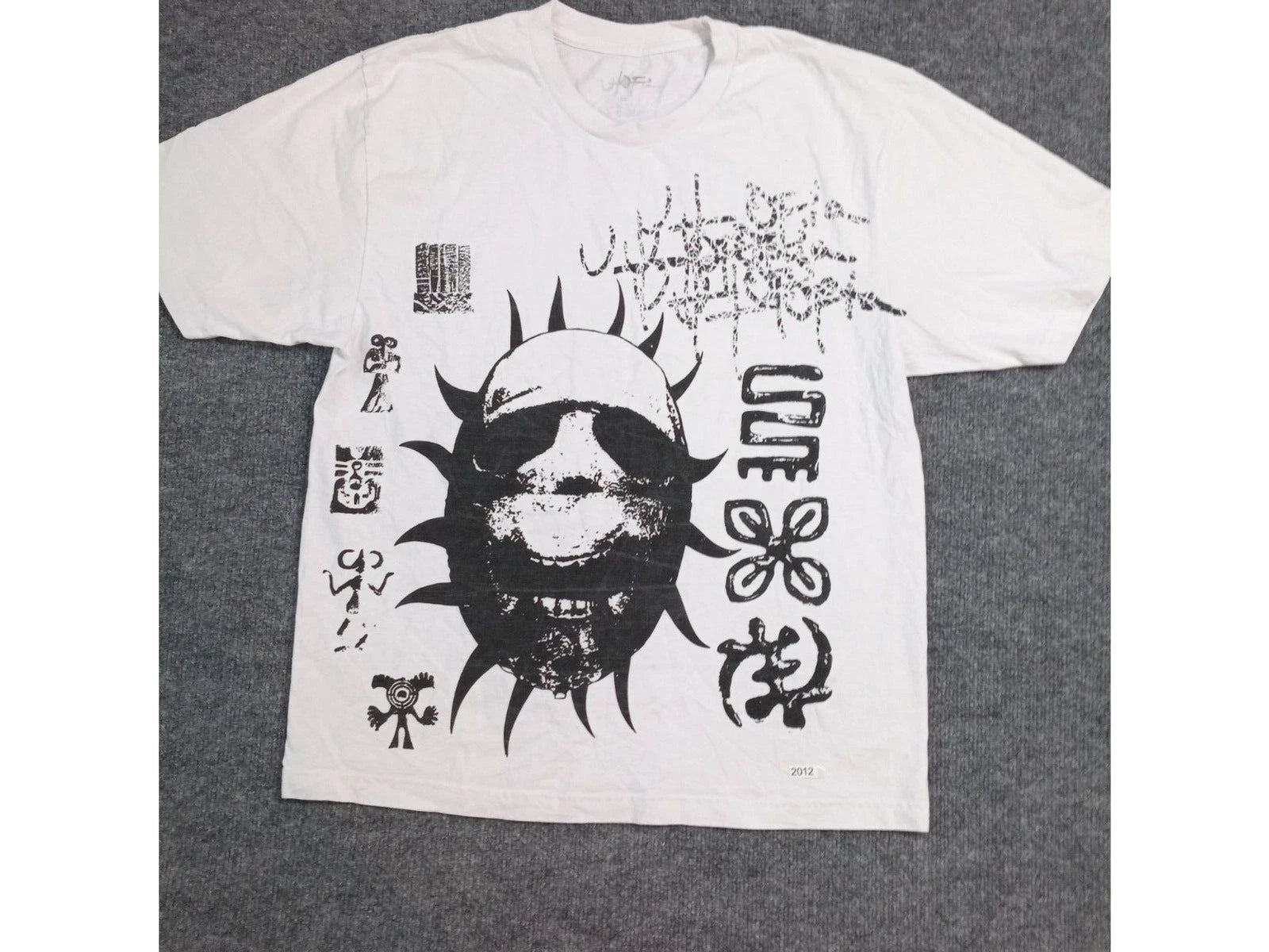 Y2K Chot Graphic T Shirt Men XL White Abstract Face Streetwear Grunge Tee