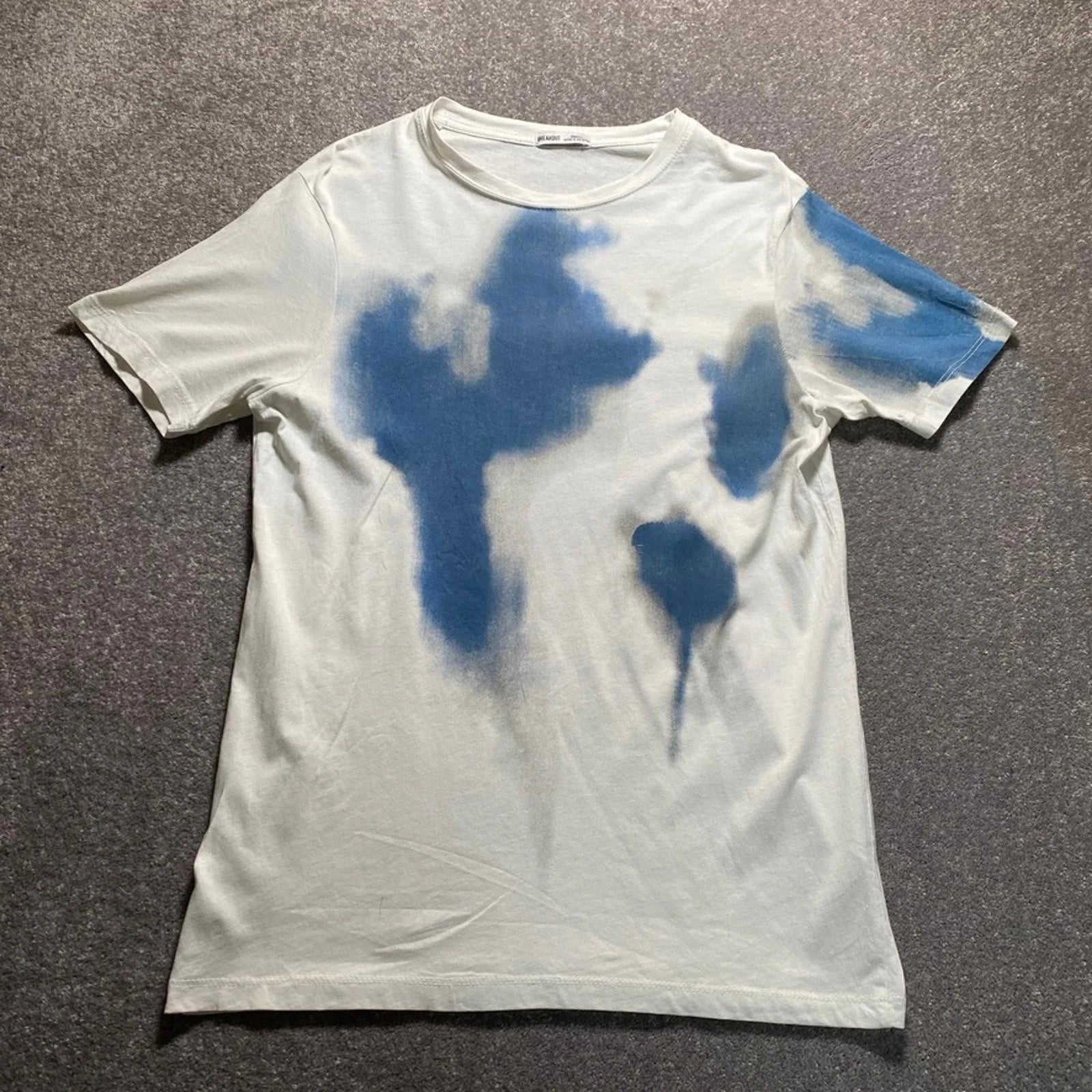 Breakout T-Shirt Men's Small Blue Graphic Print 100% Cotton Casual Stylish