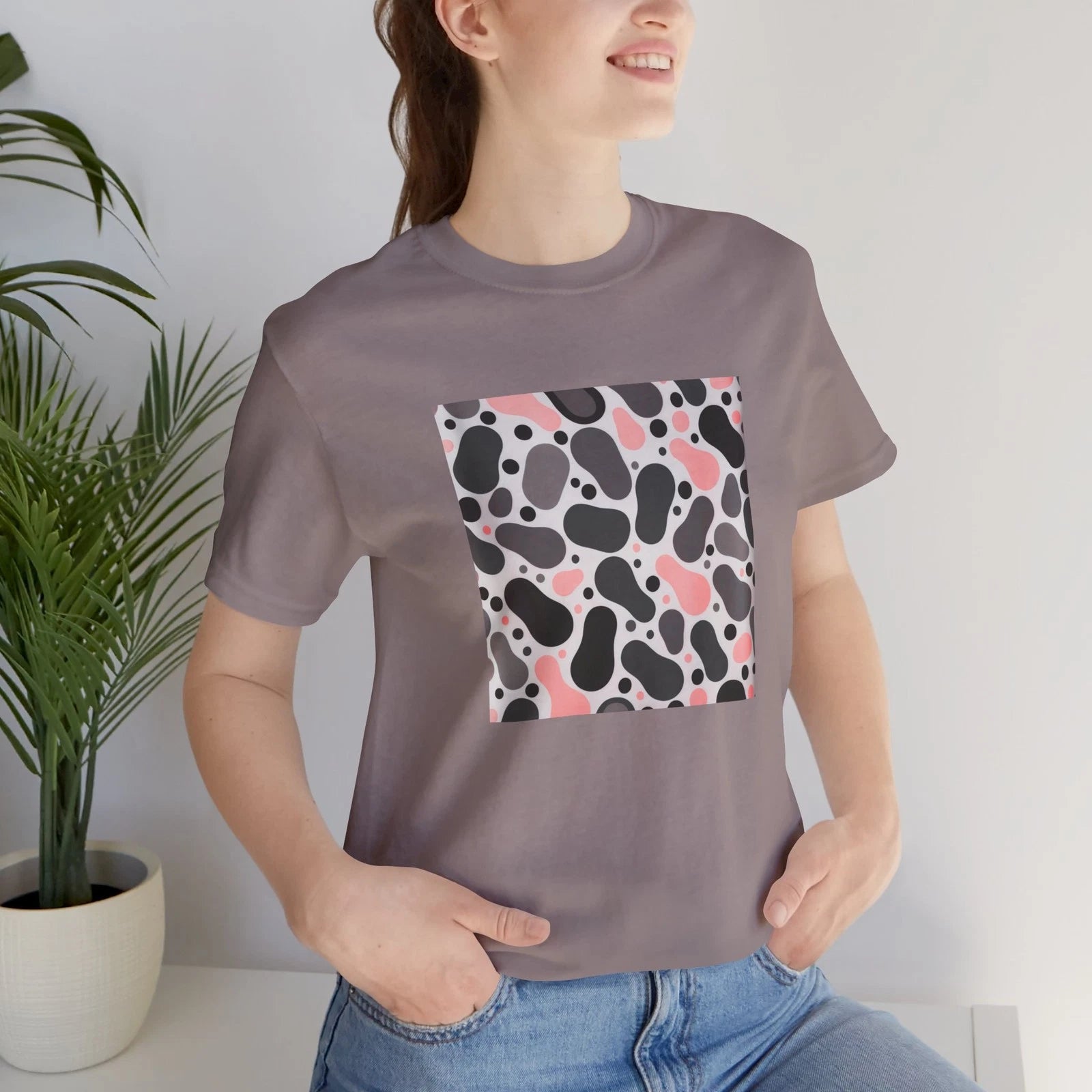Abstract 80's Pattern T-Shirt, Modern Graphic Tee, Amoebas, Eighties Retro Style