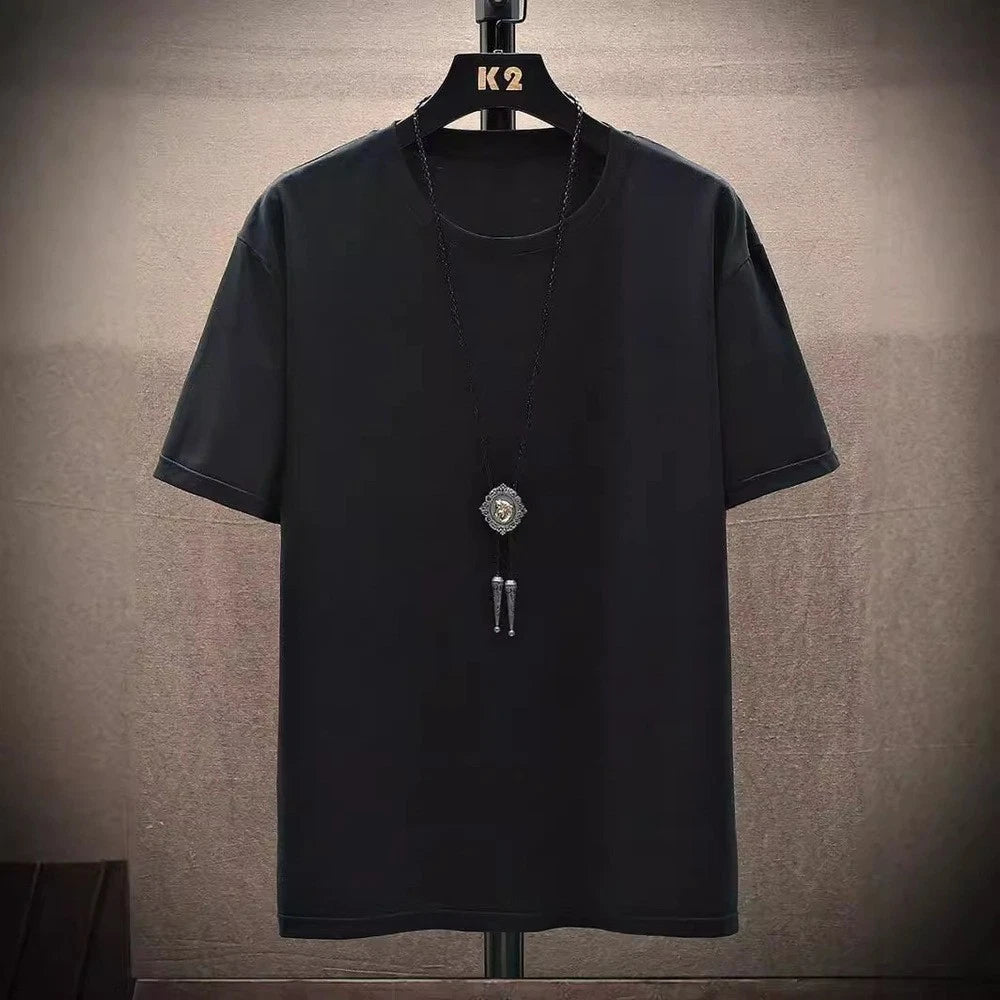 Mens black printed loose polyester T shirt for leisure and all seasons