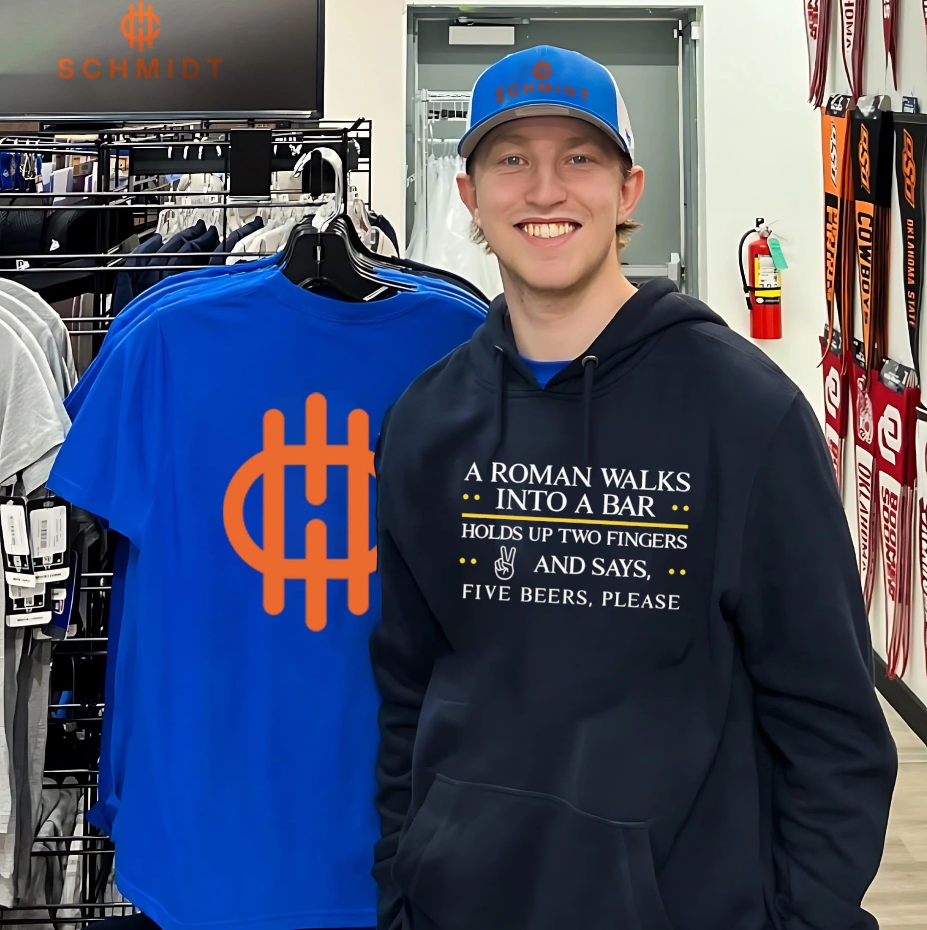 A Roman walks into a bar holds up two fingers and says five beers please shirt