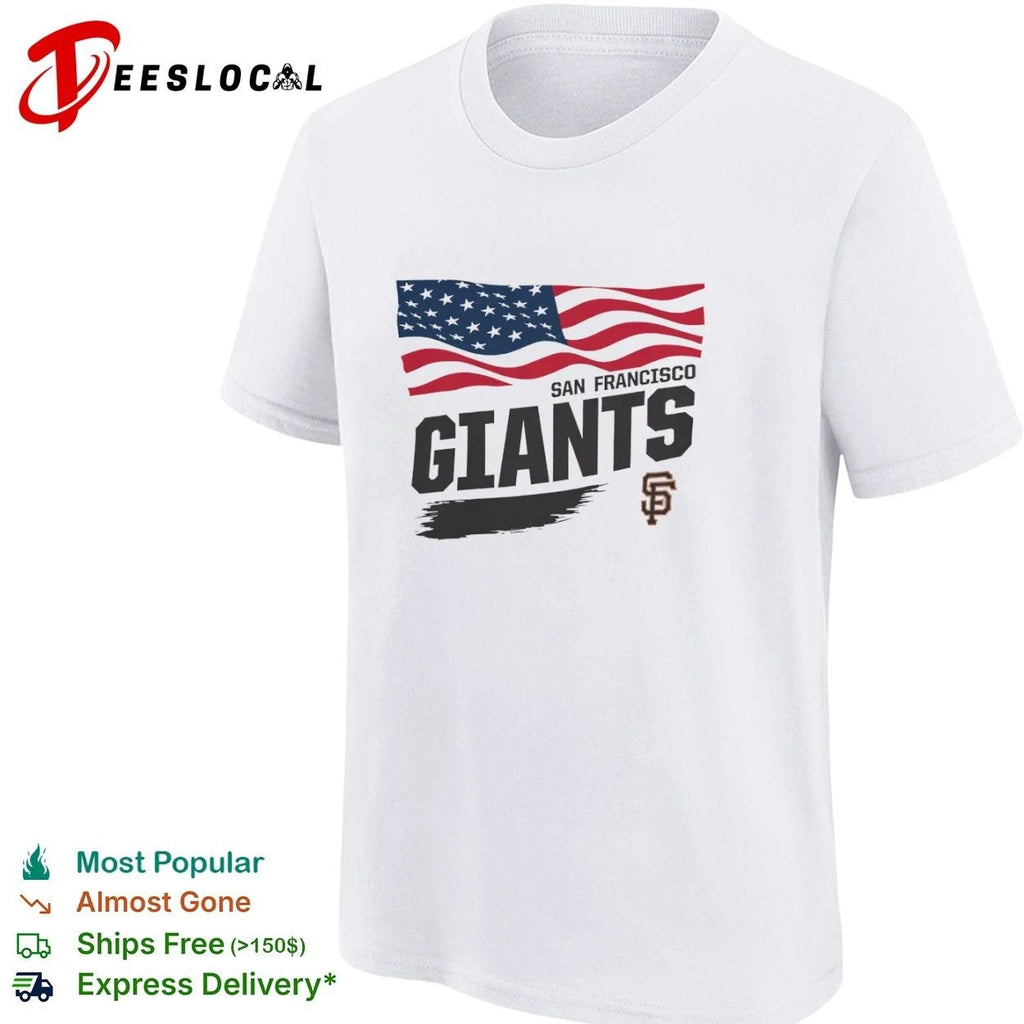 San Francisco Giants Waving Flag Starter T-shirt
