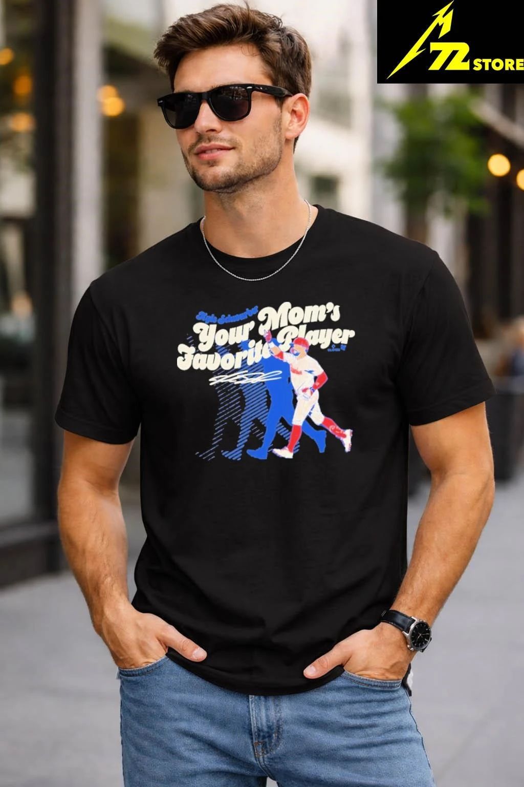 Kyle Schwarber Your Mom’s Favorite Player Shirt